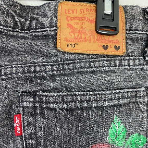 Levis Upcycled Jeans Waist 27 28 Womens Size Small Levi’s Patchwork Roses Retro - Picture 7 of 16